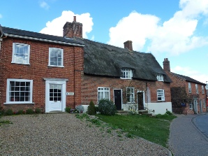 Cottages in Reepham.