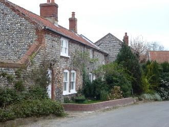 Cottages in North Repps
